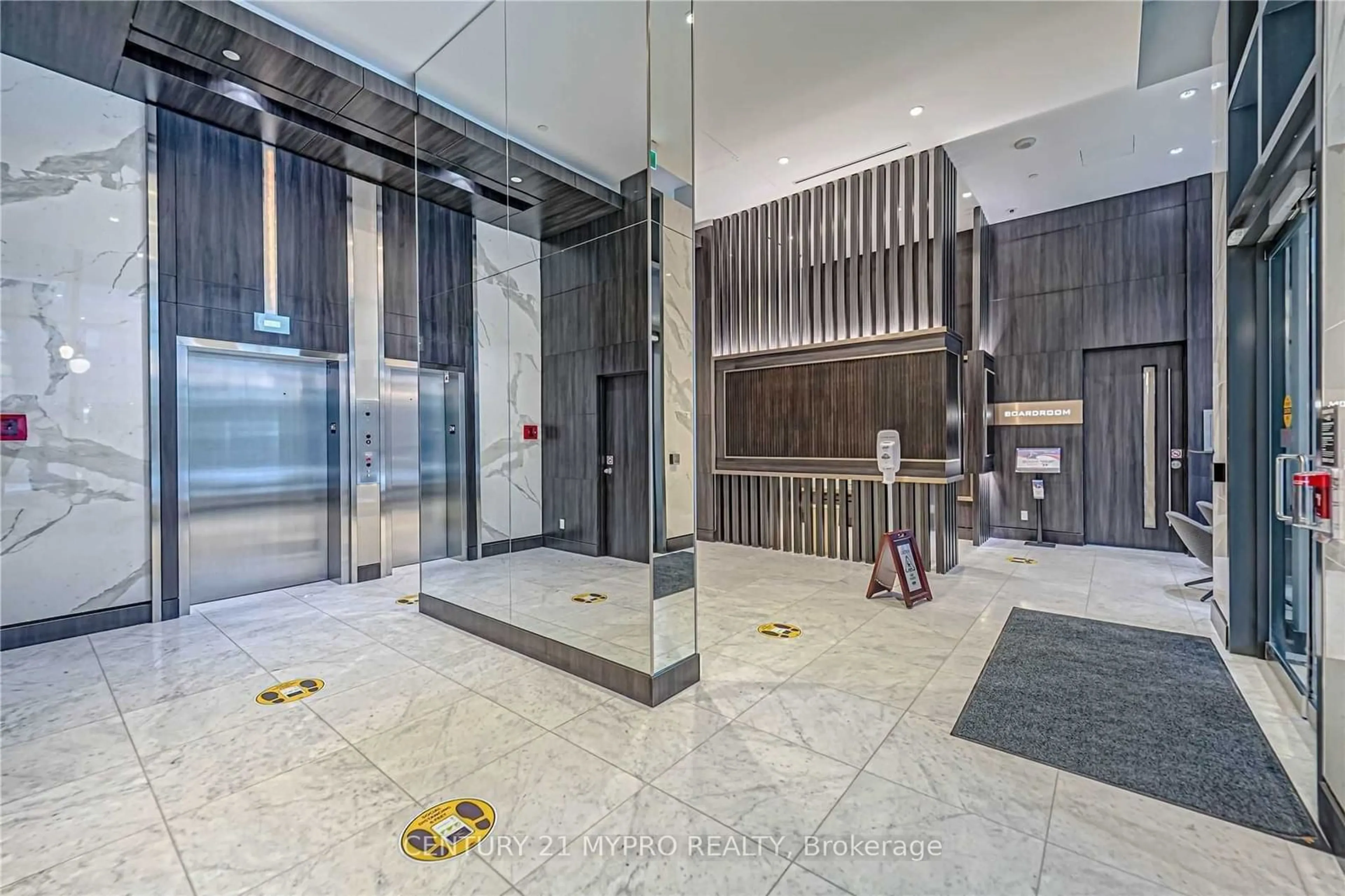 Indoor foyer for 90 Queens Wharf Rd #807, Toronto Ontario M5V 0P2