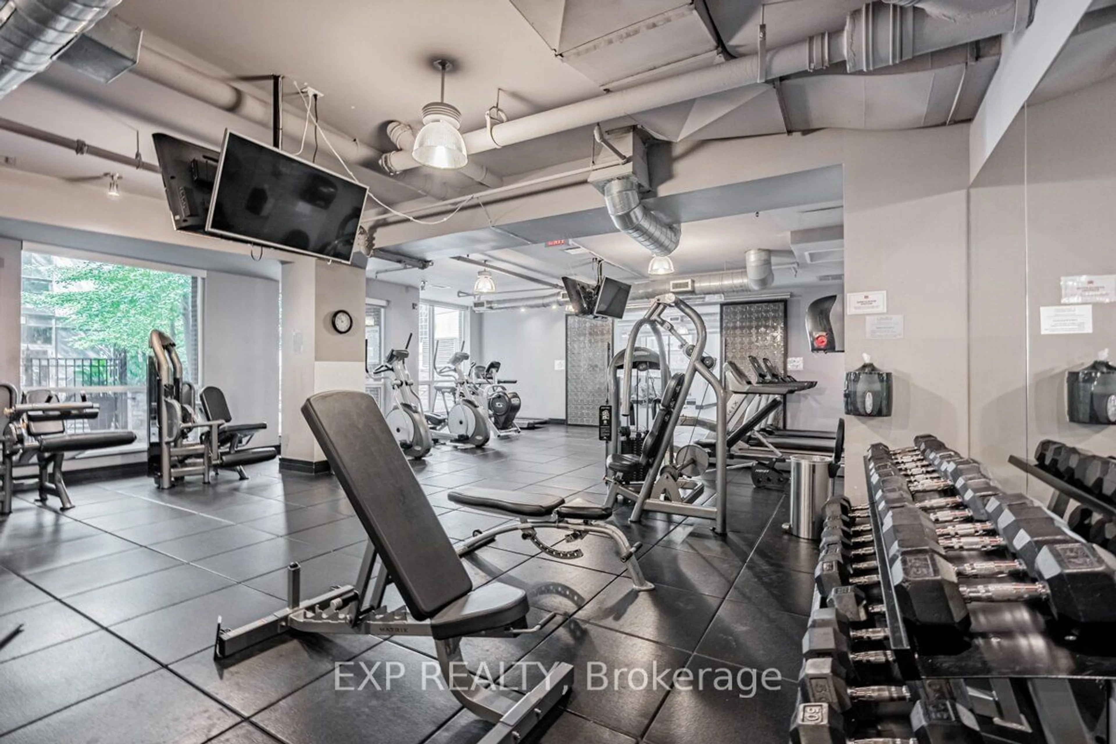 Gym or fitness room for 1 Scott St #709, Toronto Ontario M5E 1A1