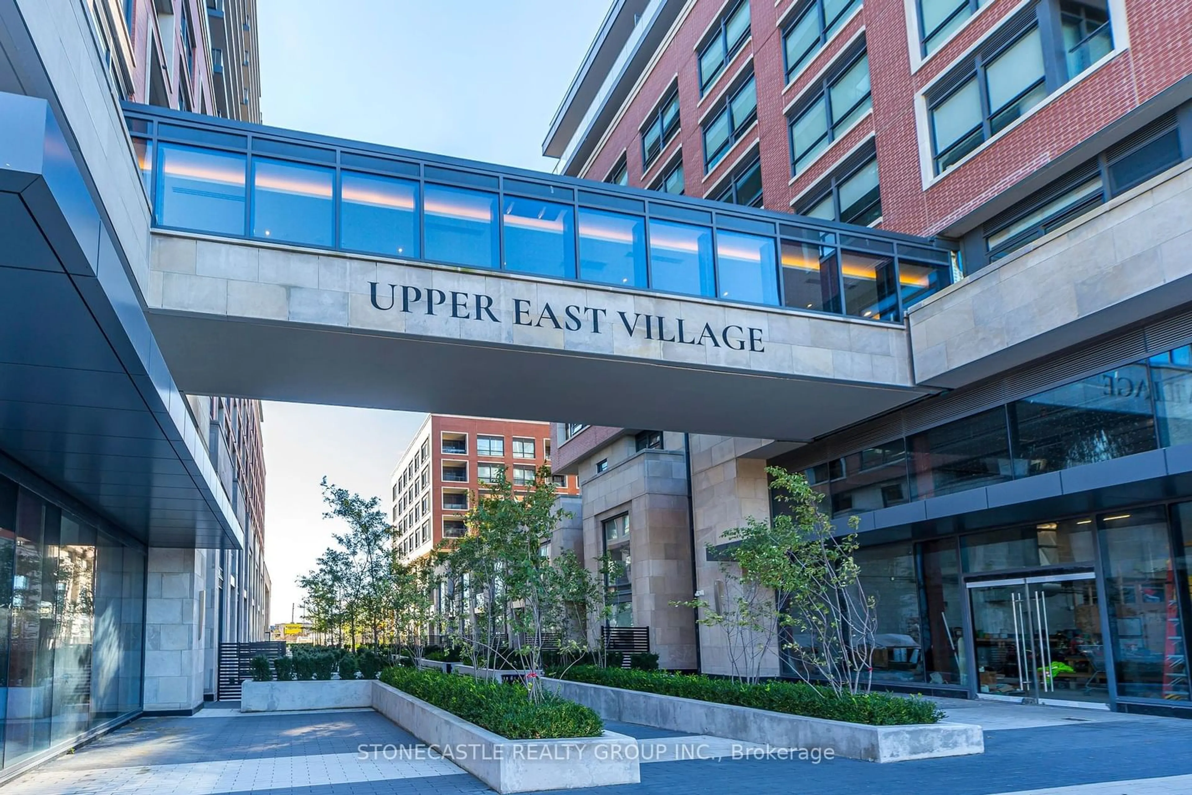 Indoor foyer for 33 Frederick Todd Way #1001, Toronto Ontario M4G 0C9