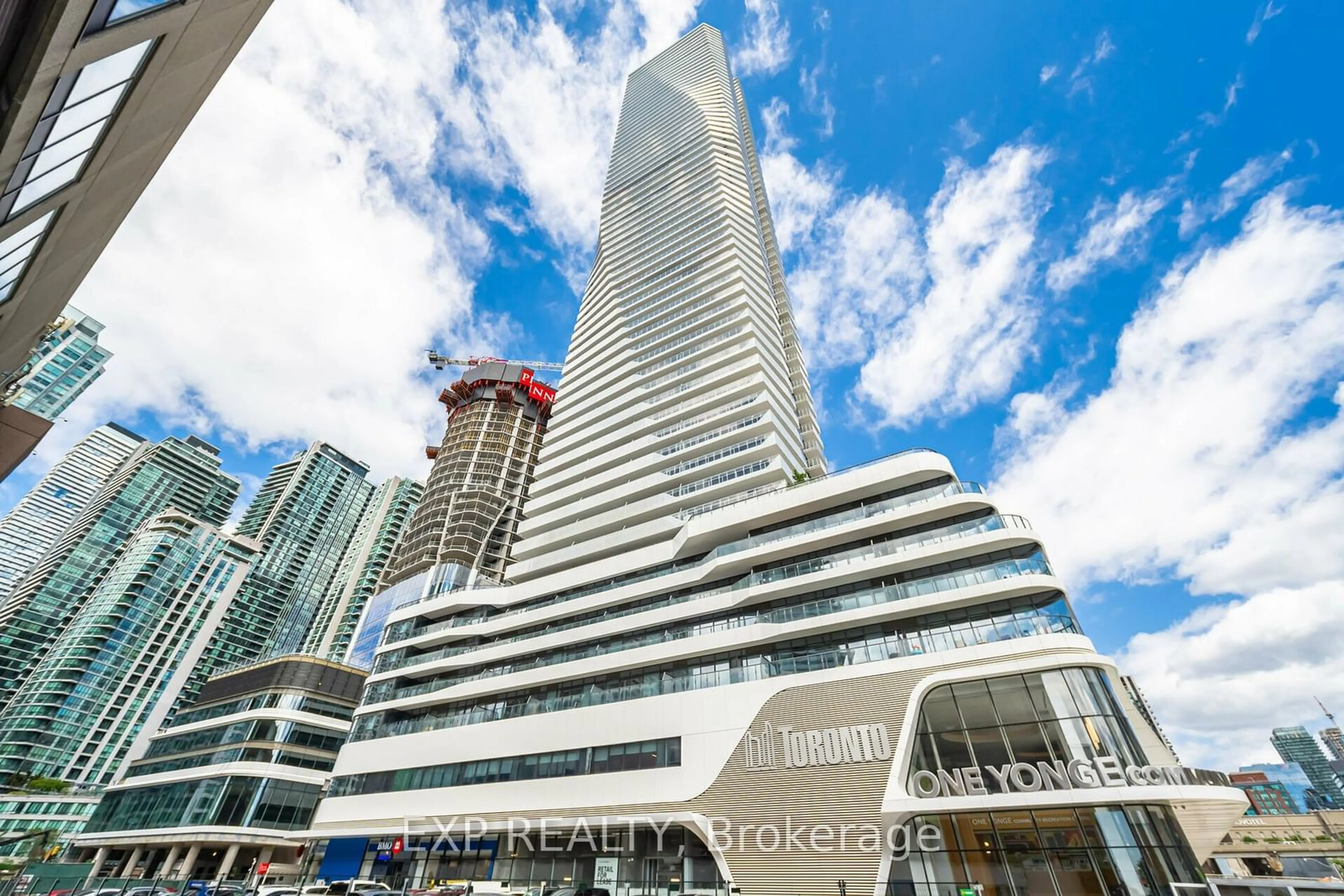 Indoor foyer for 28 Freeland St #1107, Toronto Ontario M5E 0E3