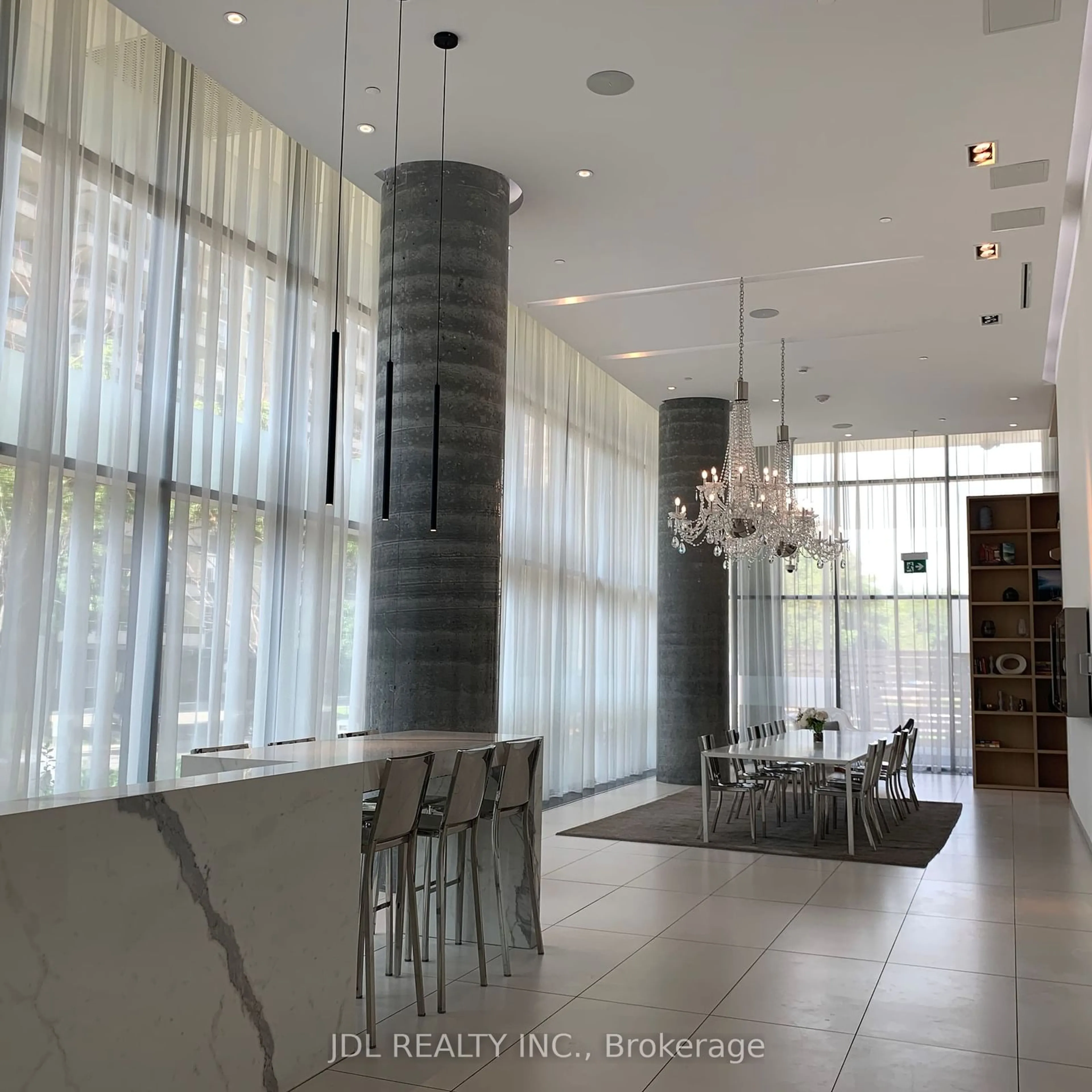 Lobby for 185 Roehampton Ave #1912, Toronto Ontario M4P 0C6