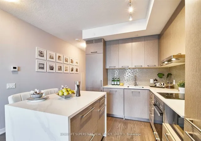 Additional property image - 87 Peter St Unit Ph310