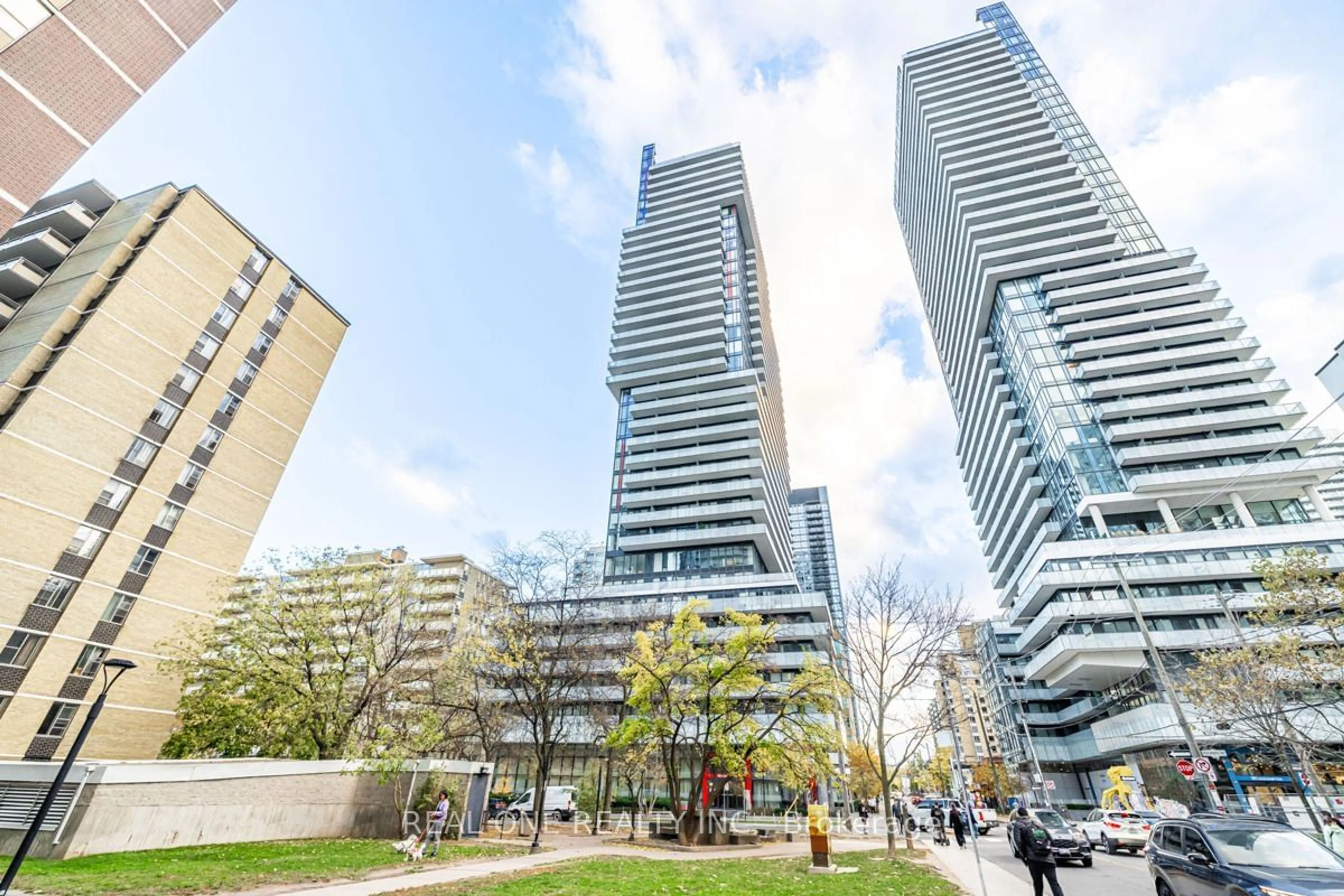 Patio, city buildings view from balcony for 185 Roehampton Ave #2907, Toronto Ontario M4P 1R4