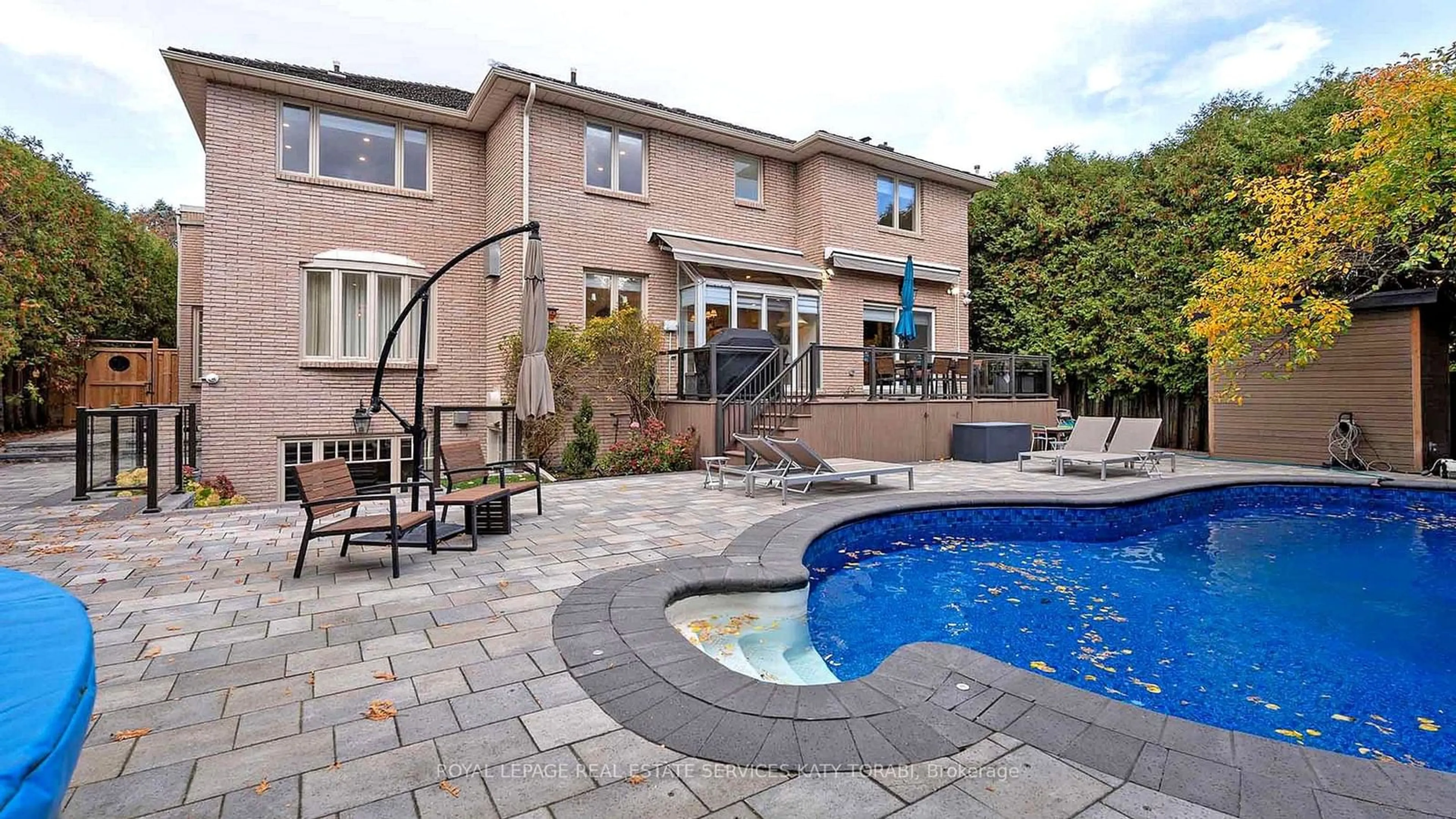 Patio, street for 55 Berkindale Dr, Toronto Ontario M2L 1Z9