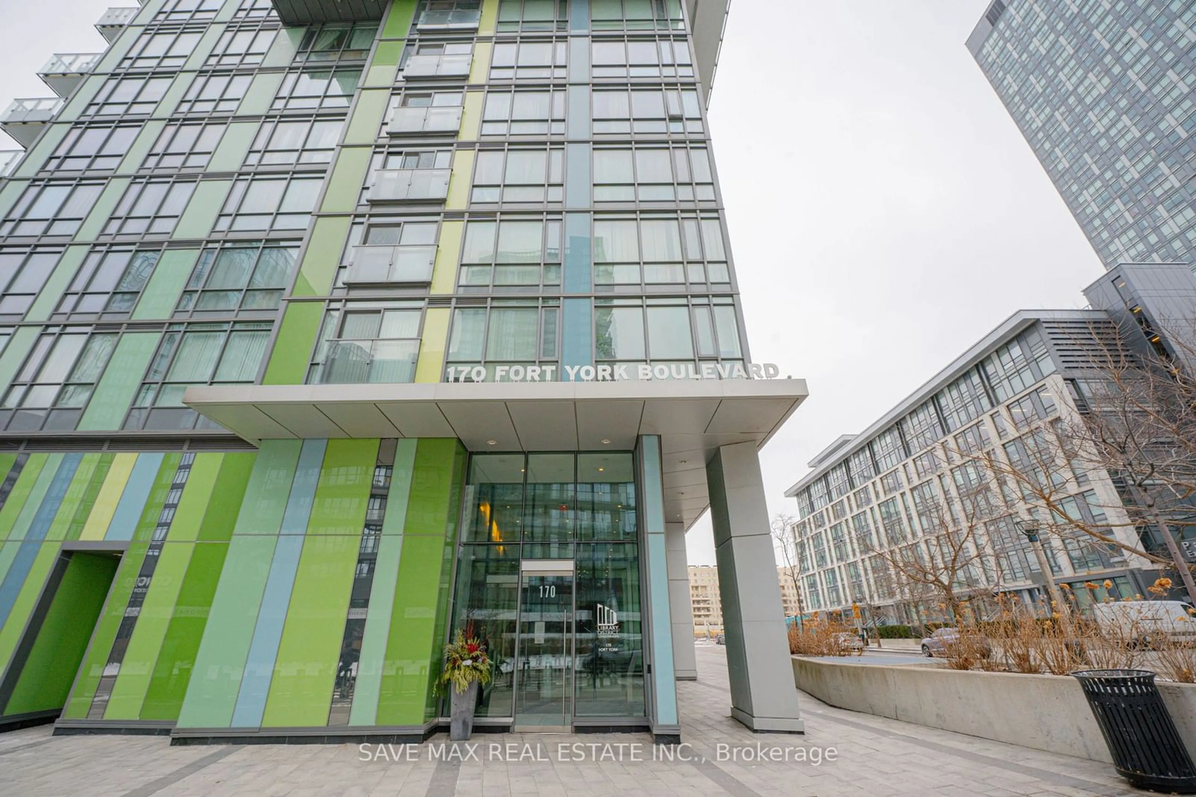 Indoor foyer for 170 FORT YORK Blvd #407, Toronto Ontario M5V 0E6