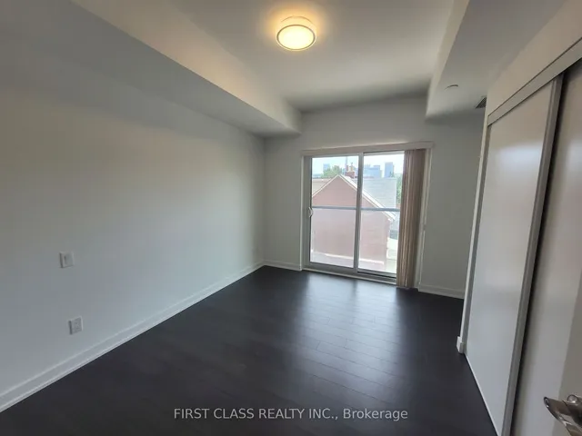 Additional property image - 181 Huron St Unit 202