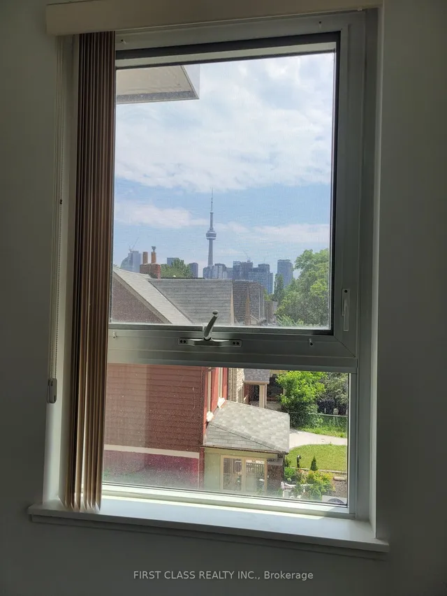 Additional property image - 181 Huron St Unit 202