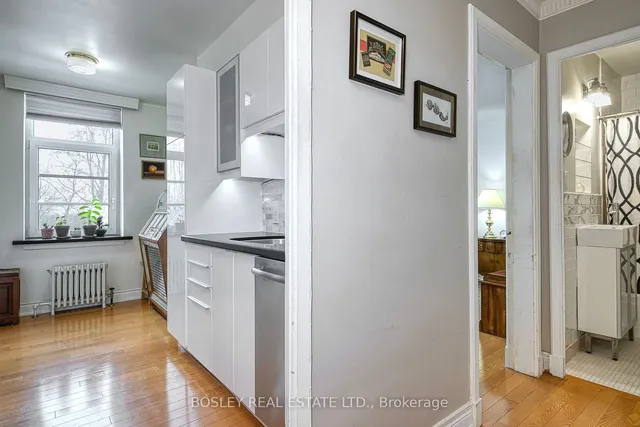 Additional property image - 717 Eglinton Ave Unit 505
