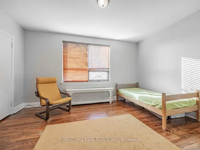 Additional property image - 1840 Bathurst St Unit 305