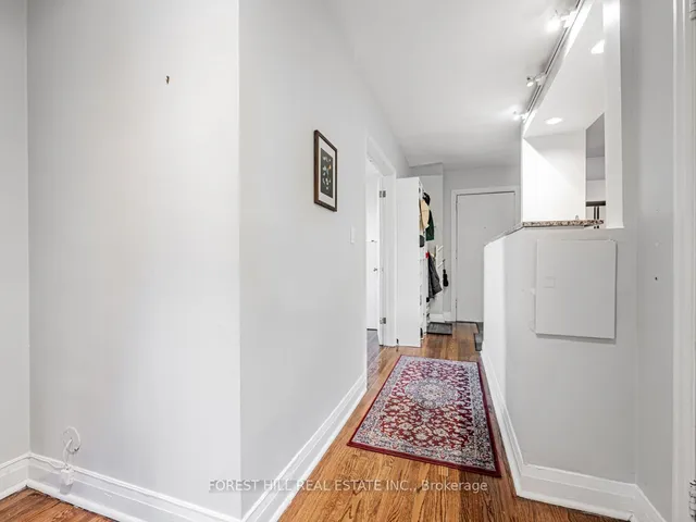 Additional property image - 1840 Bathurst St Unit 305