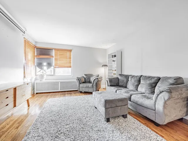 Additional property image - 1840 Bathurst St Unit 305