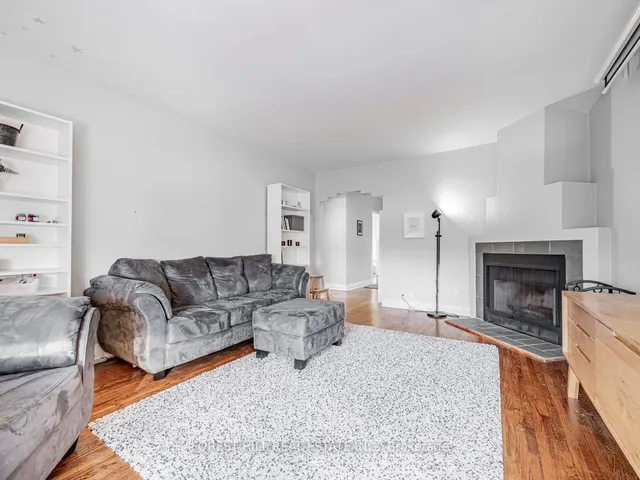 Additional property image - 1840 Bathurst St Unit 305