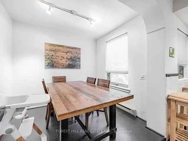 Additional property image - 1840 Bathurst St Unit 305