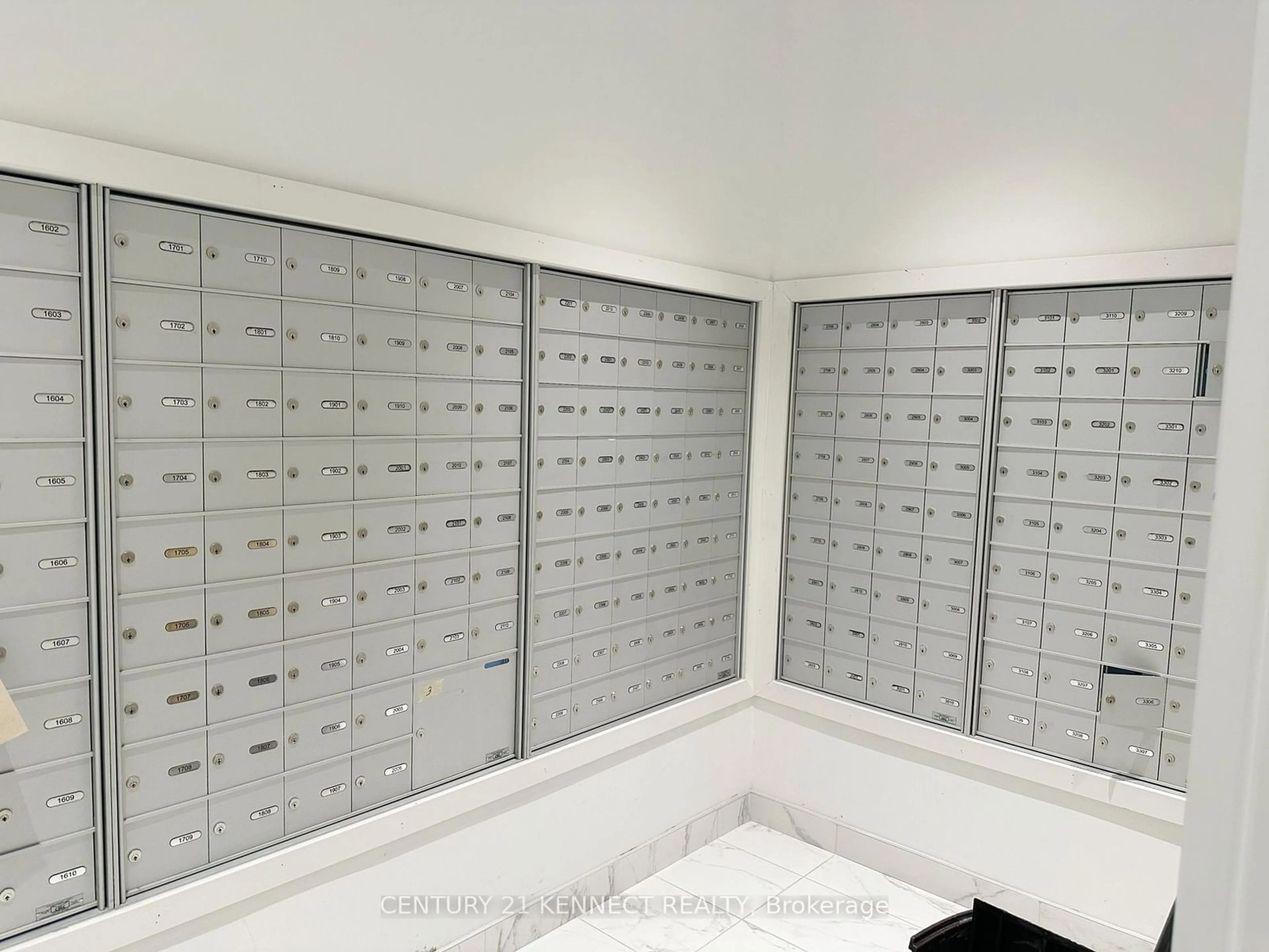 Storage room or clothes room or walk-in closet for 230 Simcoe St #3219, Toronto Ontario M5T 1T4