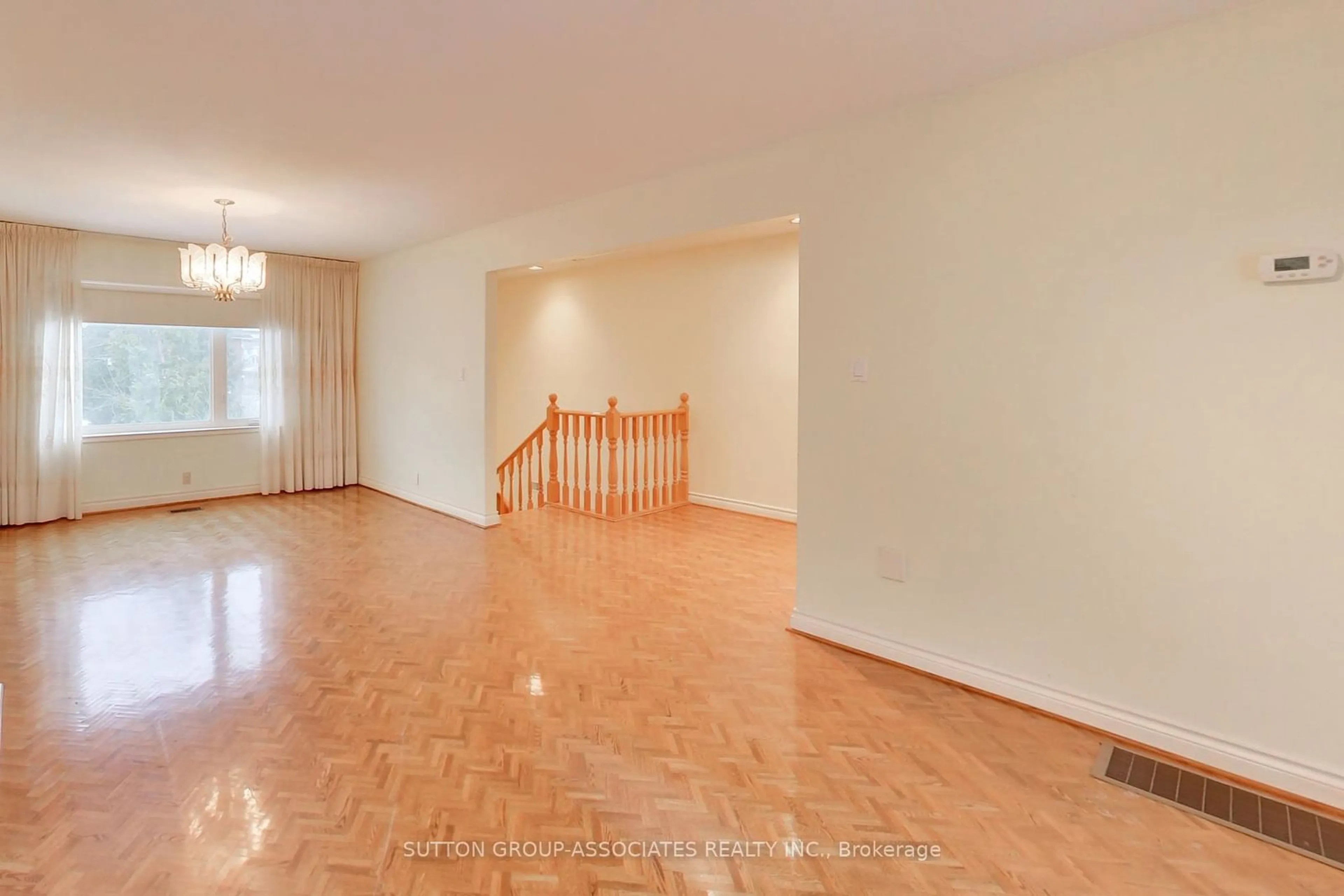 A pic of a room for 1 Burlington Cres, Toronto Ontario M6H 2L3