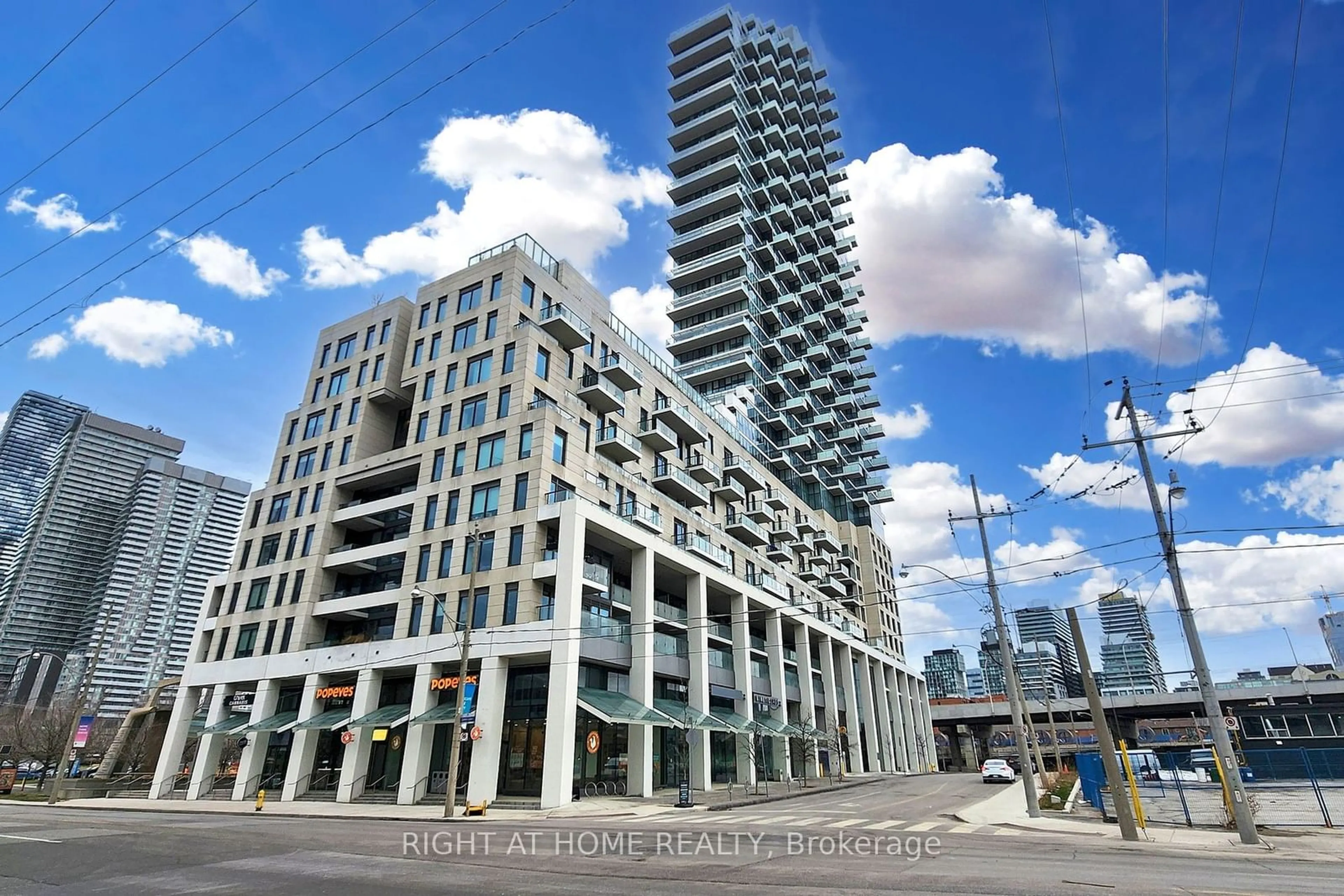 Unknown for 12 Bonnycastle St #312, Toronto Ontario M5A 0C8