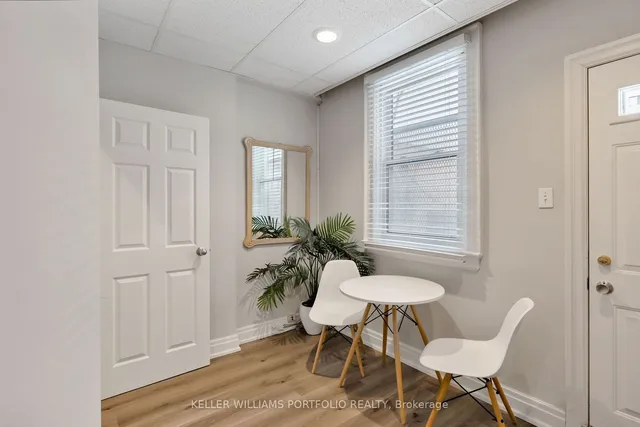 Additional property image - 98 Granby St