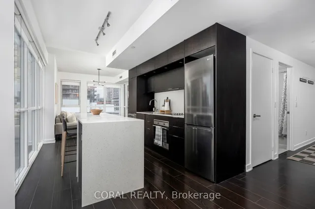 Additional property image - 170 Sumach St Unit 713
