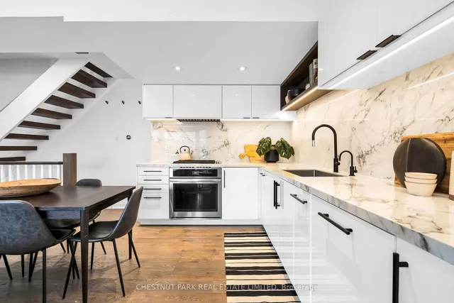 Additional property image - 70 Shaftesbury Ave Unit 3