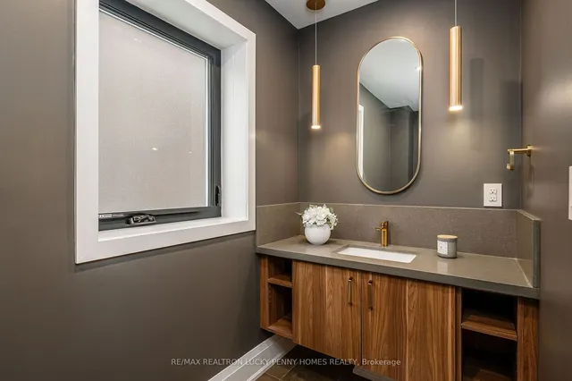 Additional property image - 447 Soudan Ave