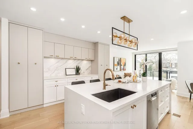 Additional property image - 447 Soudan Ave