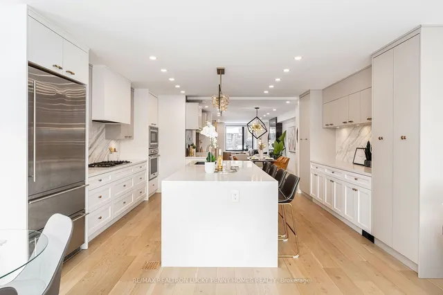 Additional property image - 447 Soudan Ave