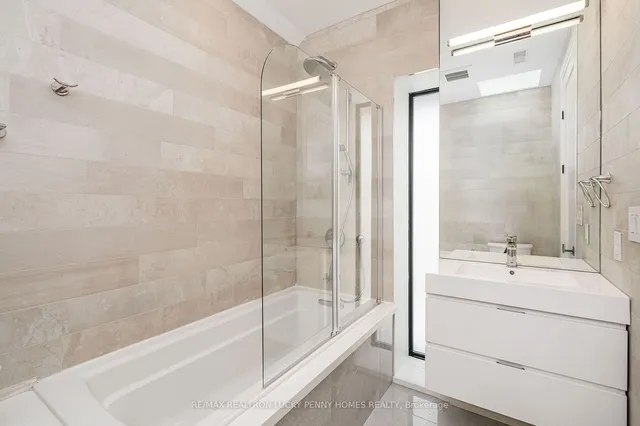 Additional property image - 447 Soudan Ave
