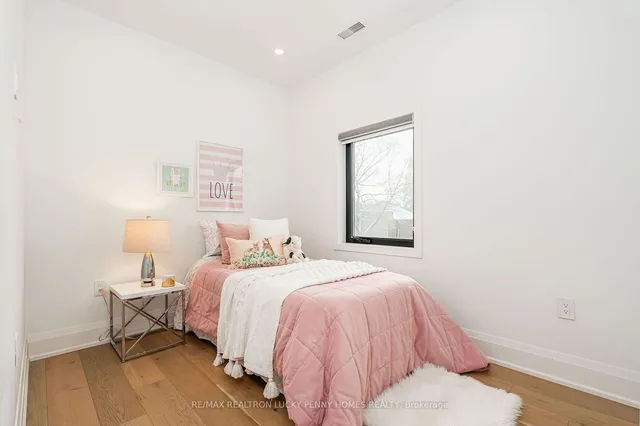 Additional property image - 447 Soudan Ave