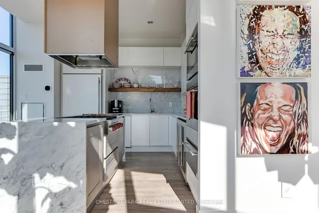Additional property image - 1 Market St Unit 3302
