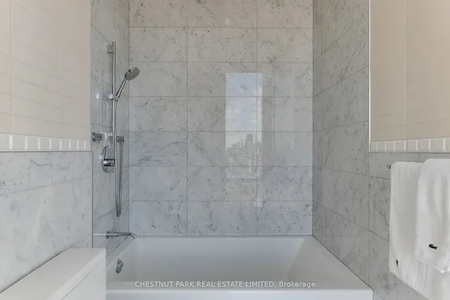 Additional property image - 1 Market St Unit 3302