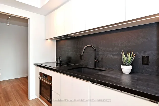 Additional property image - 22 Olive Ave Unit LPH01