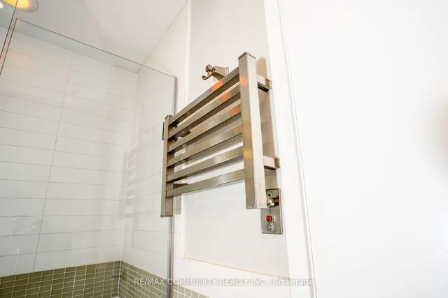 Additional property image - 295 Adelaide St Unit 2406