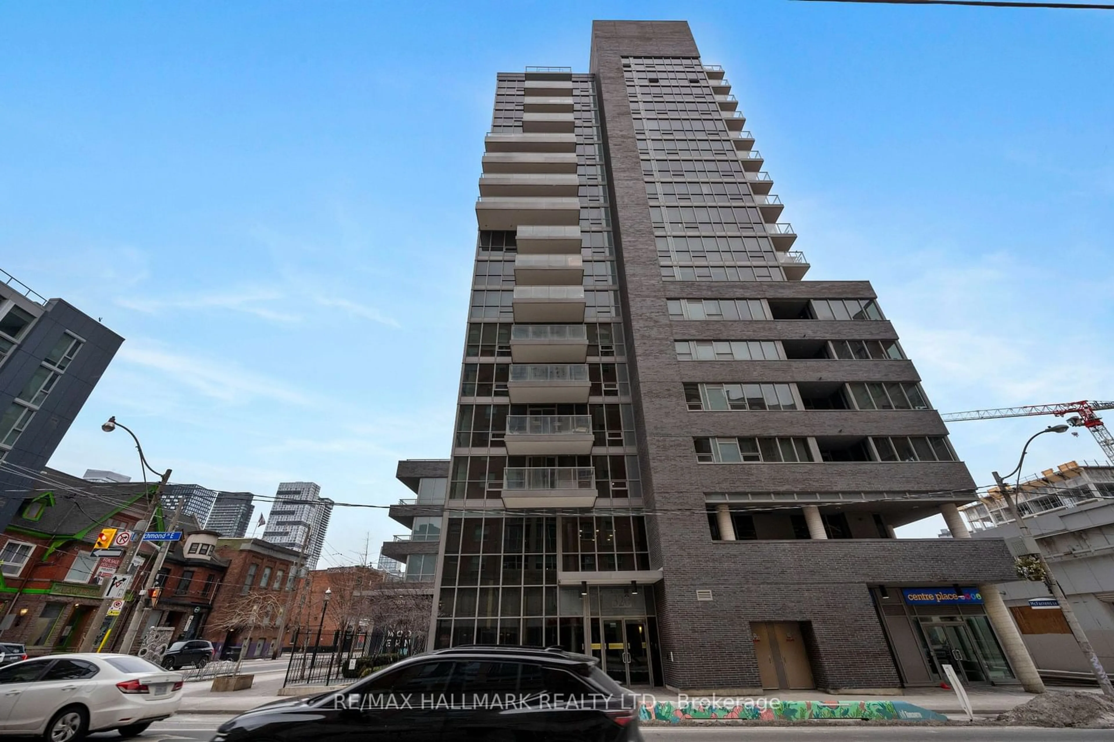 Unknown for 320 Richmond St #203, Toronto Ontario M5A 1P9