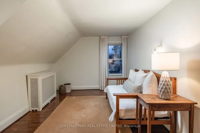 Additional property image - 111 Crescent Rd