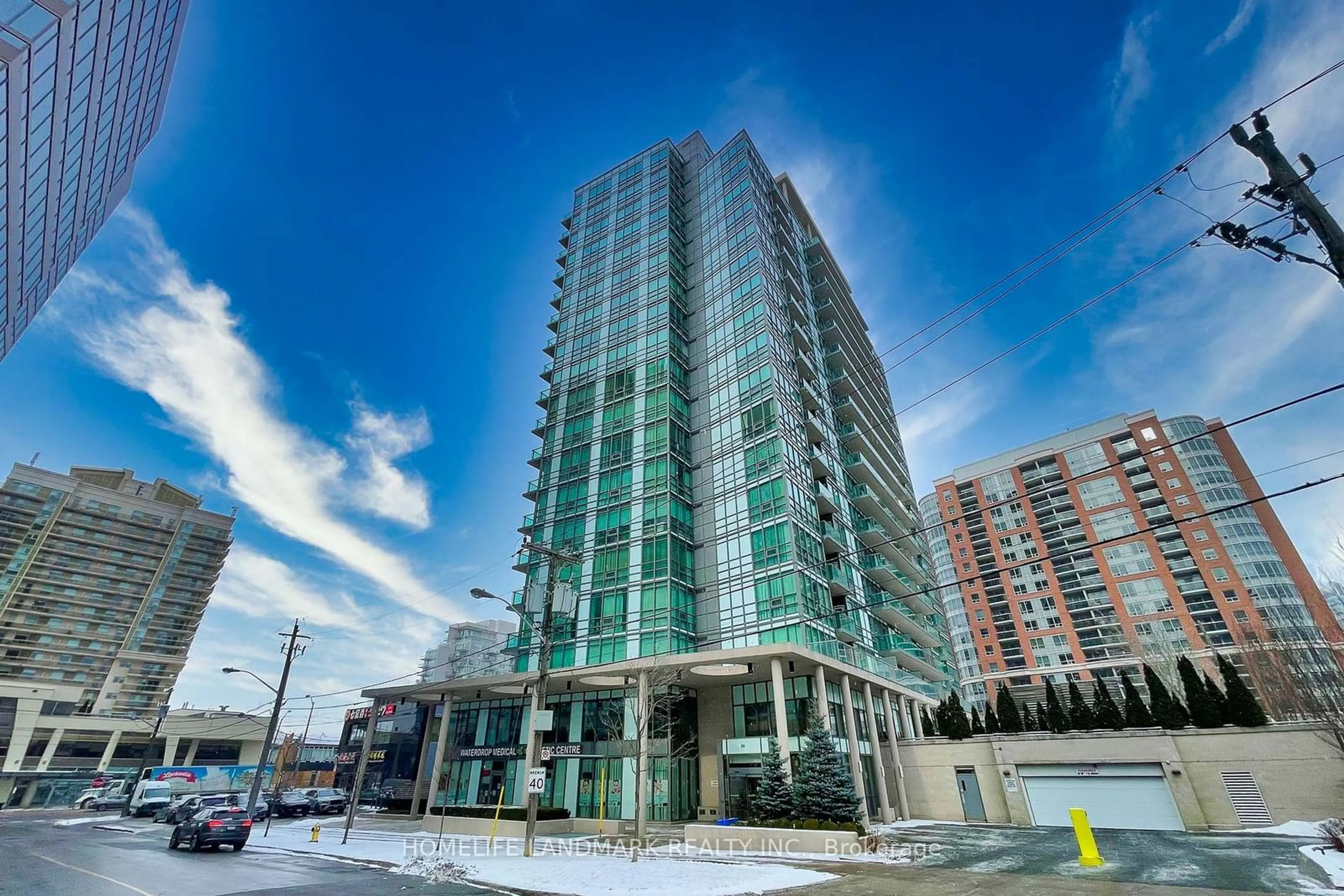 Indoor foyer for 26 Norton Ave #504, Toronto Ontario M2N 0H6