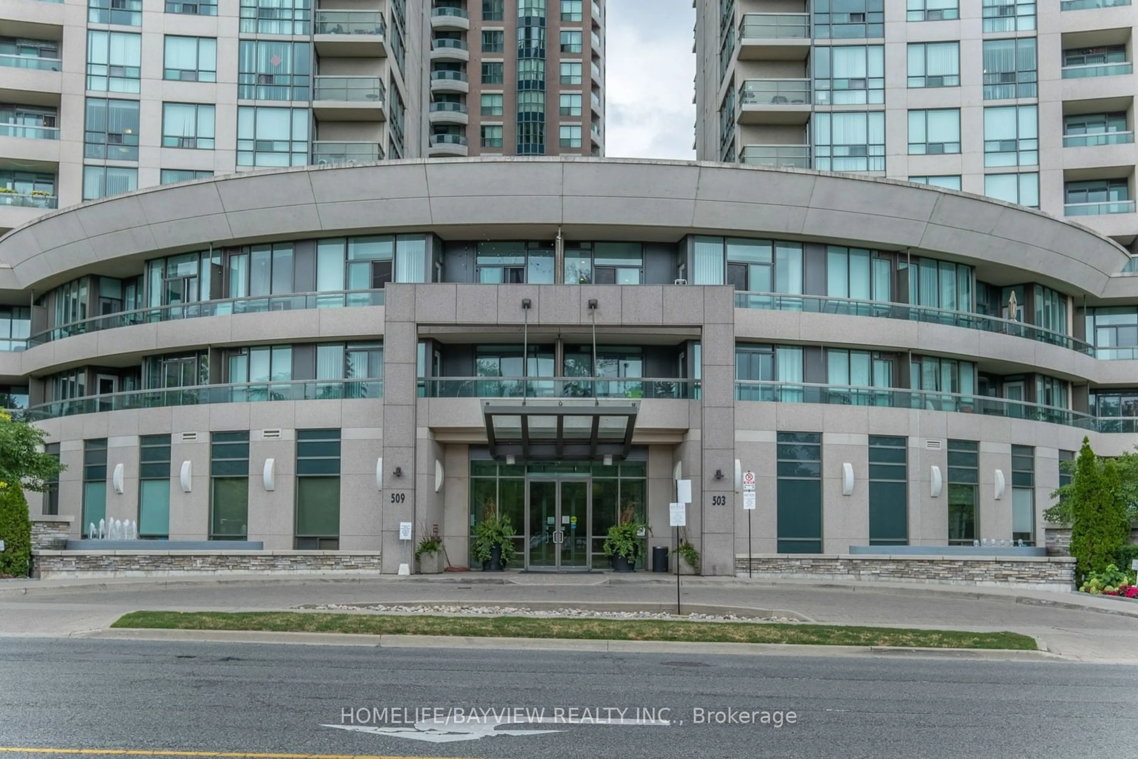 Indoor foyer for 509 Beecroft Rd #1905, Toronto Ontario M2N 0A3