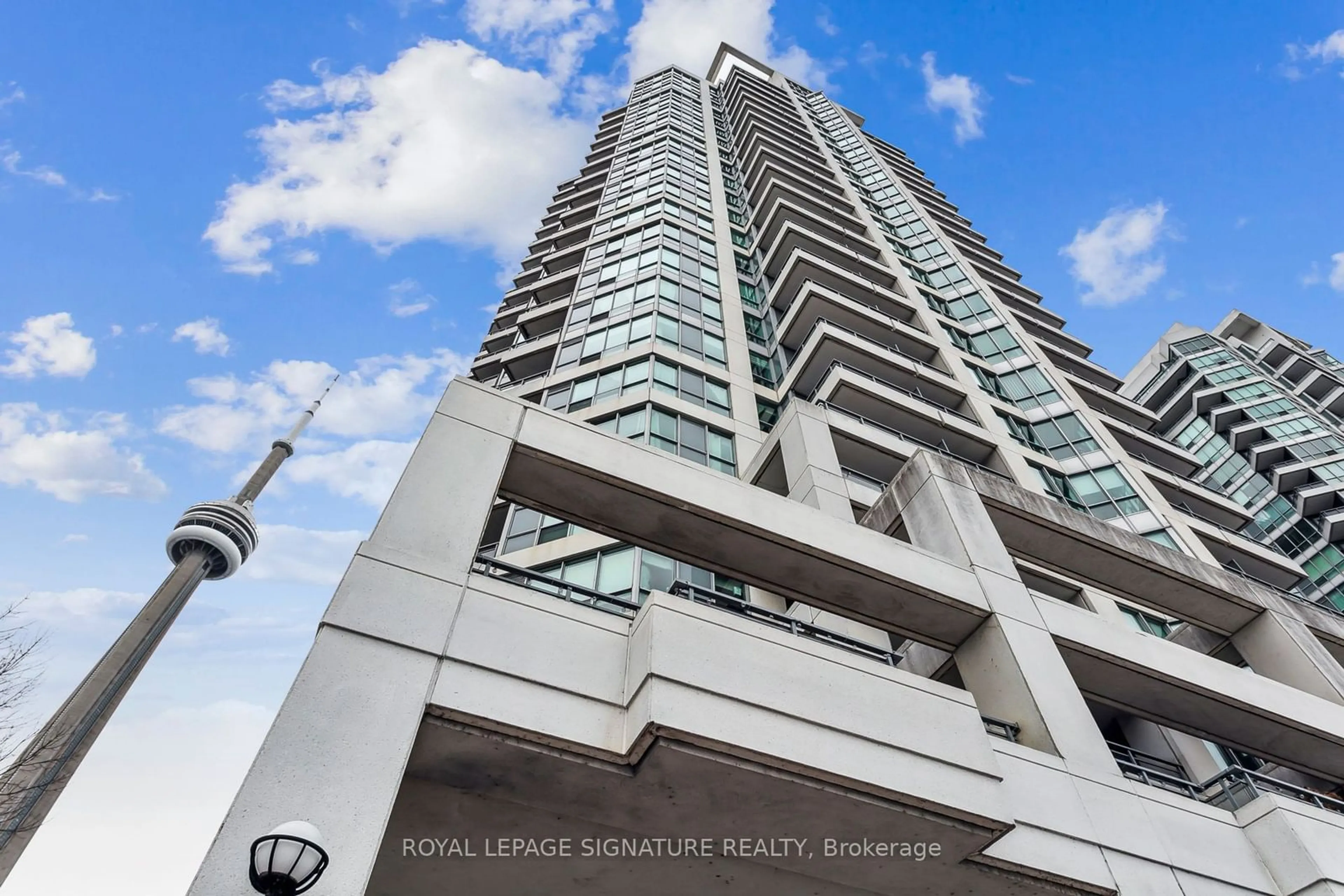 Unknown for 230 Queens Quay #1119, Toronto Ontario M5J 2Y7