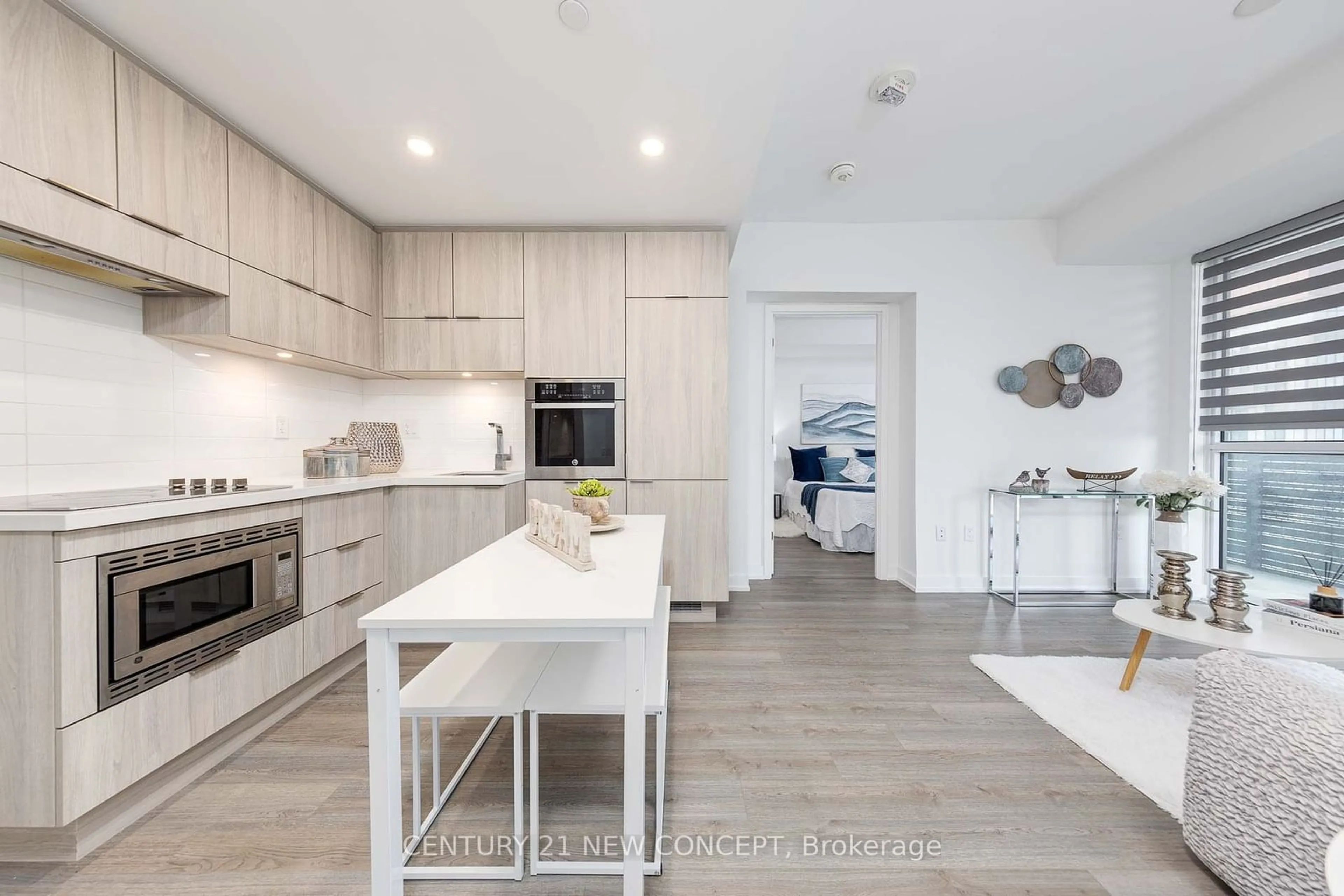 Open concept kitchen, unknown for 39 Roehampton Ave #2007, Toronto Ontario M4P 1P9