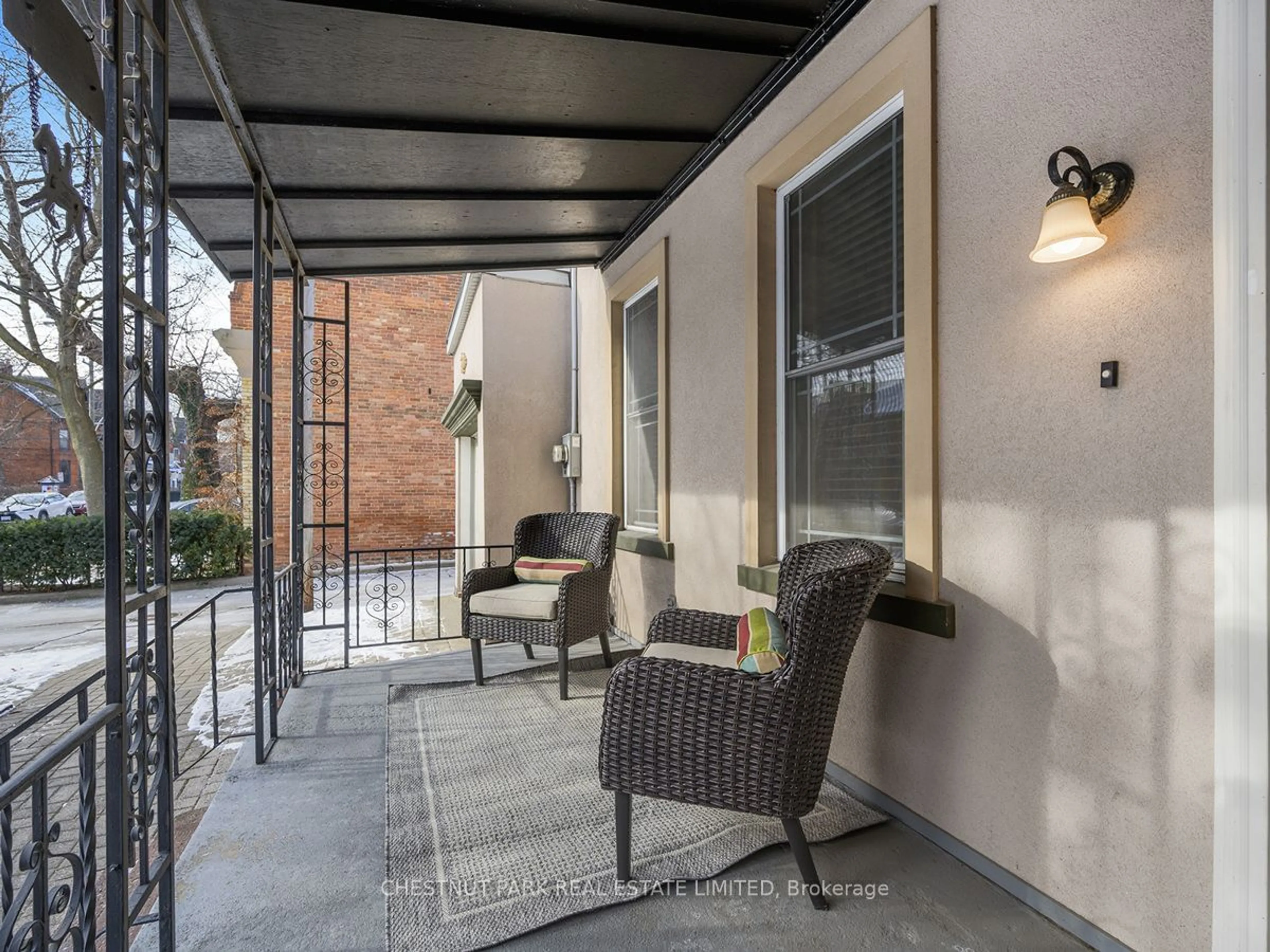 Patio, street for 318 Carlton St, Toronto Ontario M5A 2L9