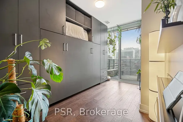 Additional property image - 7 Grenville St Unit 1112
