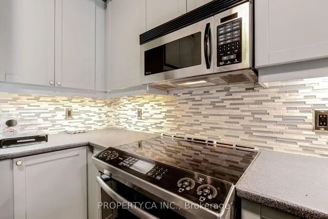 Additional property image - 901 Queen St Unit 213