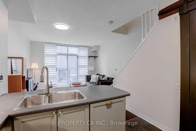 Additional property image - 901 Queen St Unit 213
