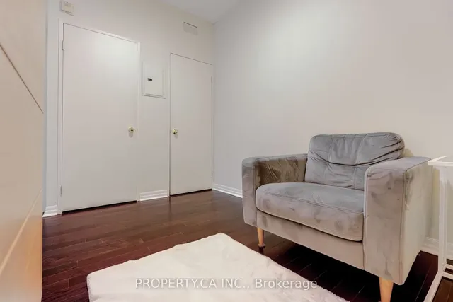 Additional property image - 901 Queen St Unit 213