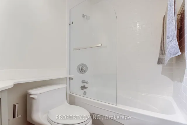 Additional property image - 901 Queen St Unit 213