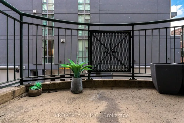 Additional property image - 901 Queen St Unit 213