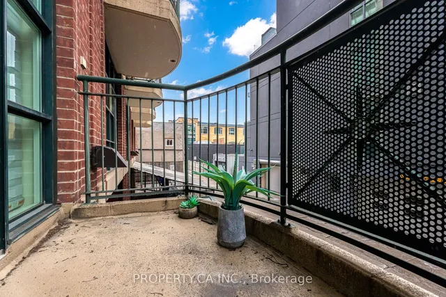 Additional property image - 901 Queen St Unit 213