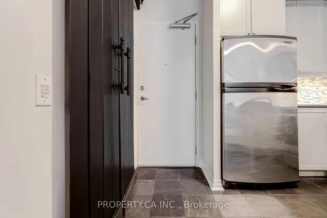 Additional property image - 901 Queen St Unit 213