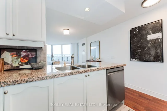Additional property image - 10 Northtown Way Unit 402