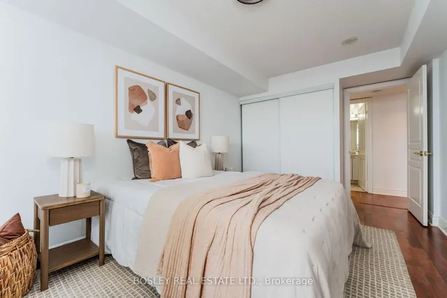 Additional property image - 10 Northtown Way Unit 402