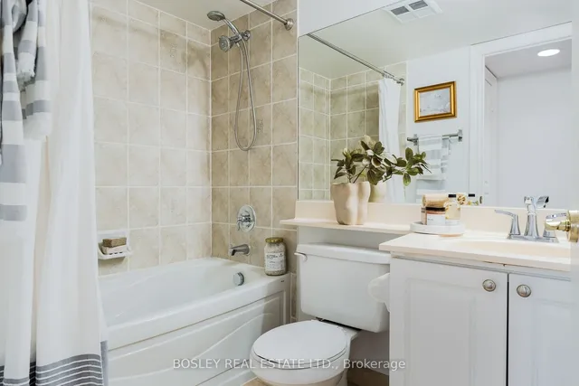 Additional property image - 10 Northtown Way Unit 402